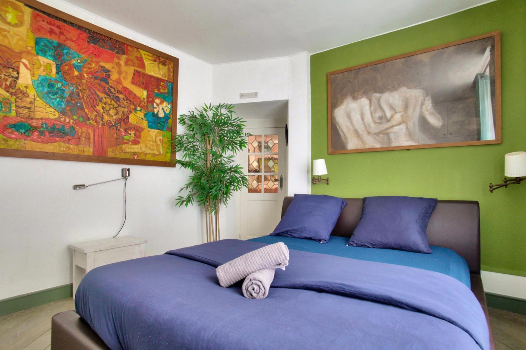 Luxurious 2 Bedrooms Saint Michel Notre Dame Augustins Free Netflix Apartment *