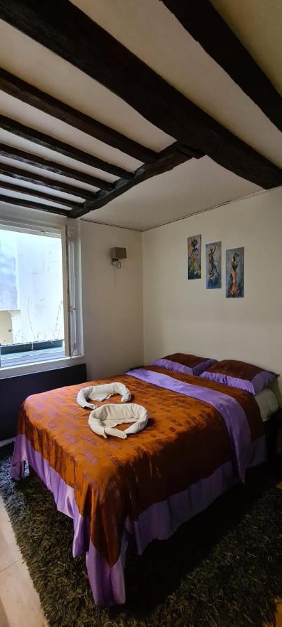 Apartment Cozy Apt Heart Of Paris, 3 Mins Louvre *