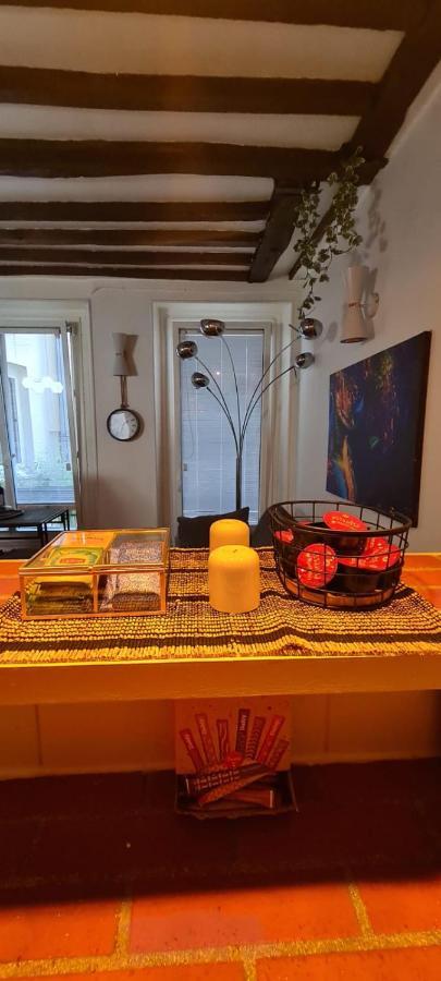 Apartment Cozy Apt Heart Of Paris, 3 Mins Louvre