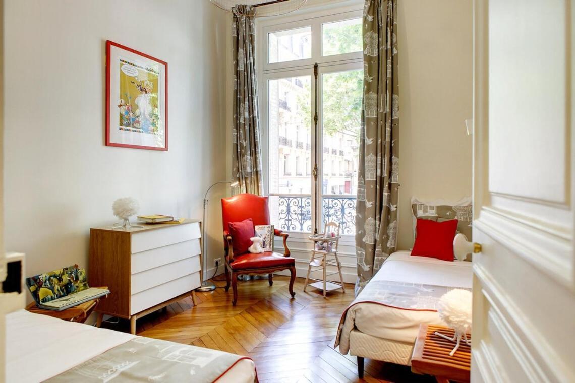 Appartamento In A Great Location Close To The Eiffel Tower *