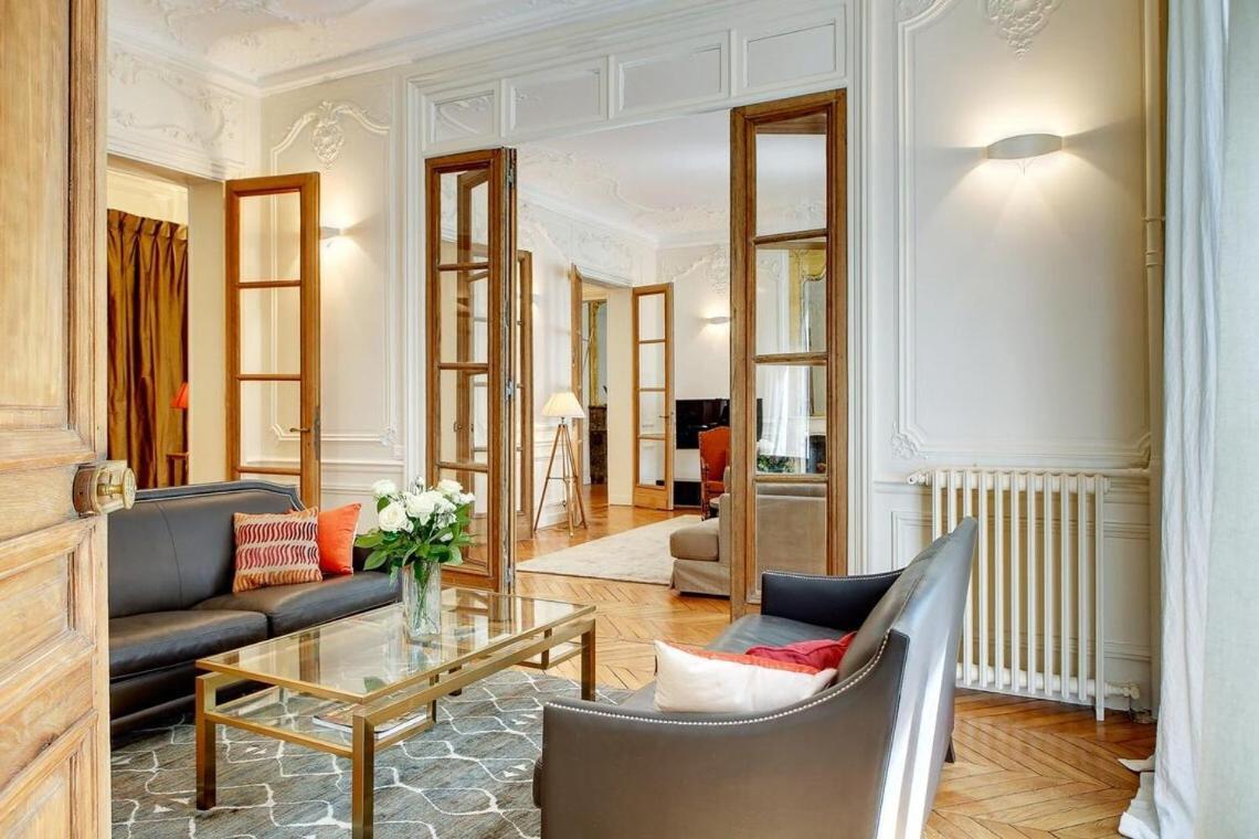 In A Great Location Close To The Eiffel Tower Appartamento Parigi