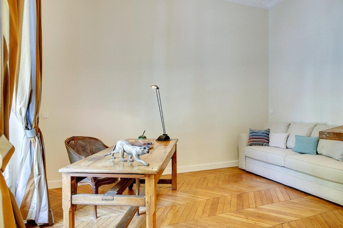 In A Great Location Close To The Eiffel Tower Appartamento *