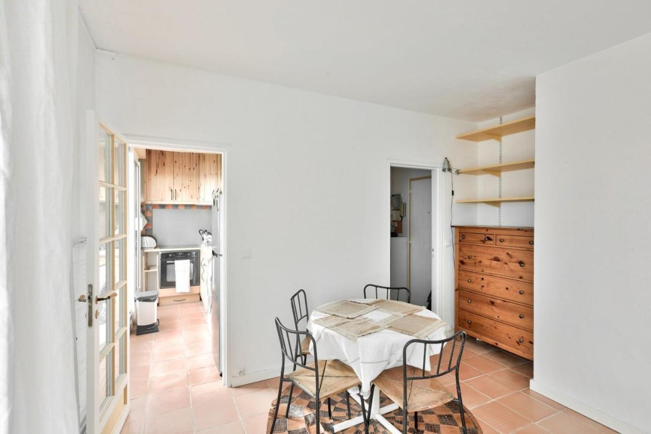 Charming For 2 People - Apartment Paris