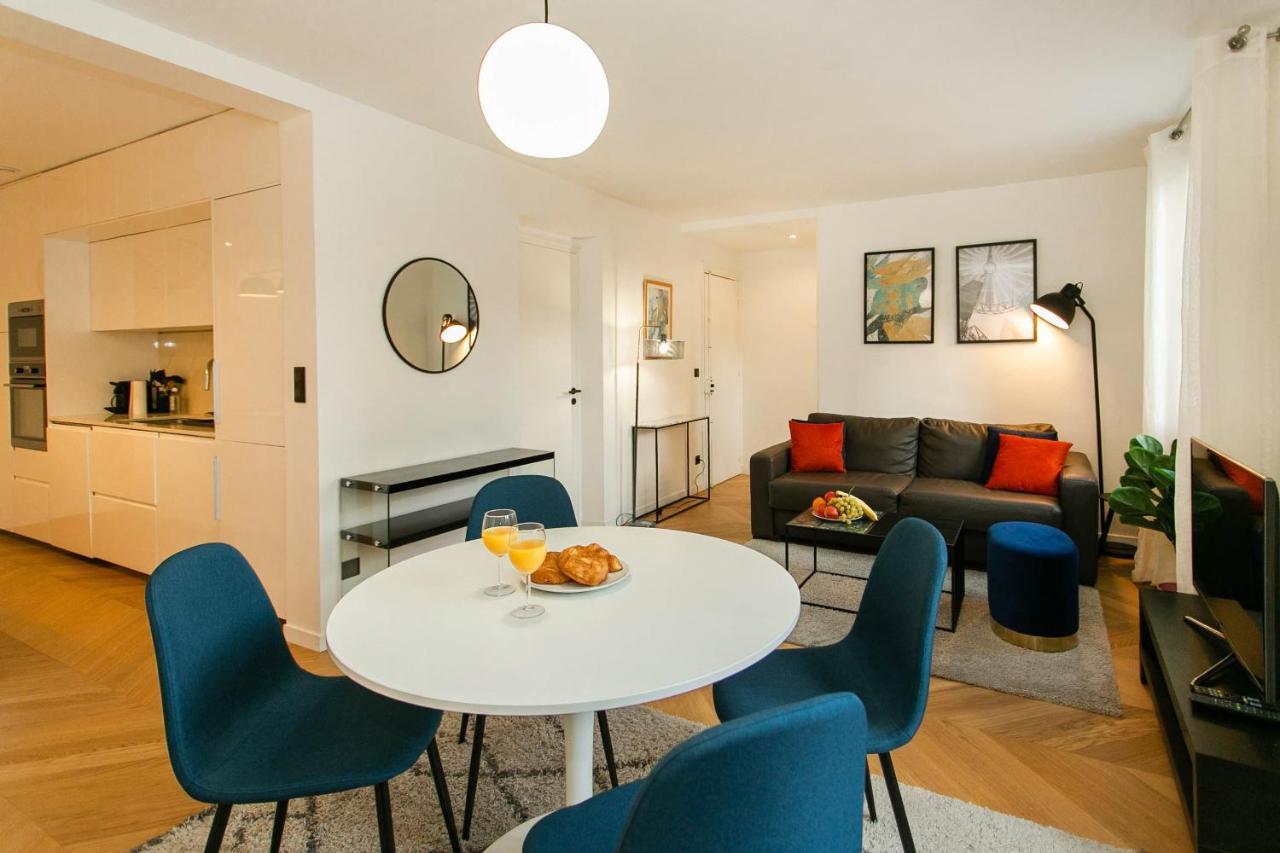 Madeleine St Lazare Apartment