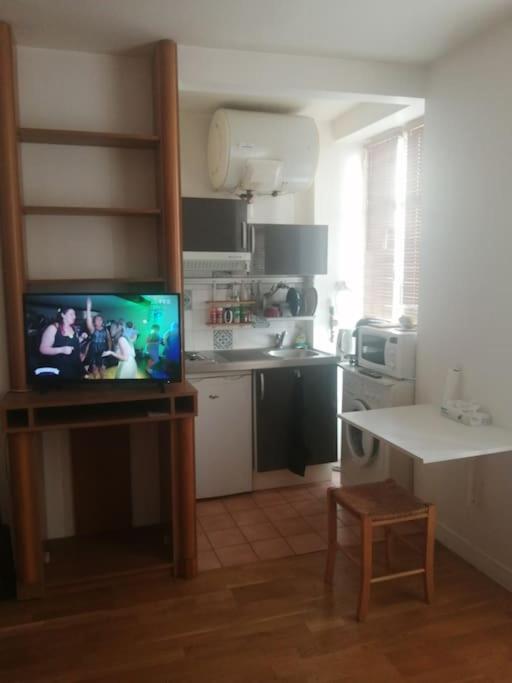 Bastille Apartment