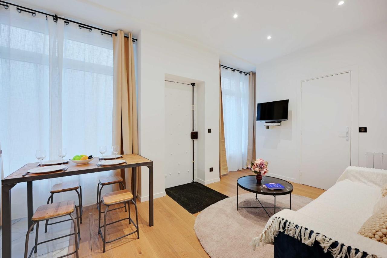 Lovely In The Heart Of The Grand Boulevards Appartamento Parigi