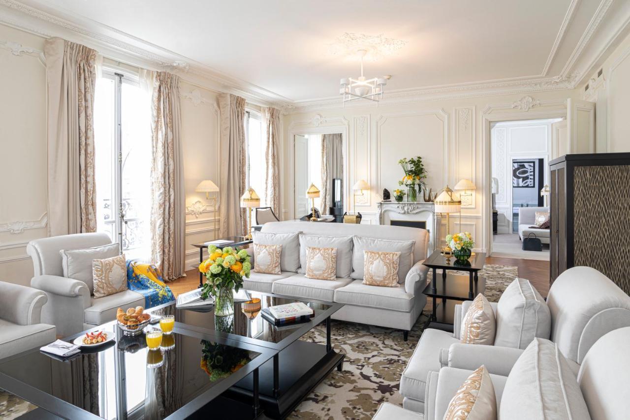 Barrière Fouquet's Hotel
