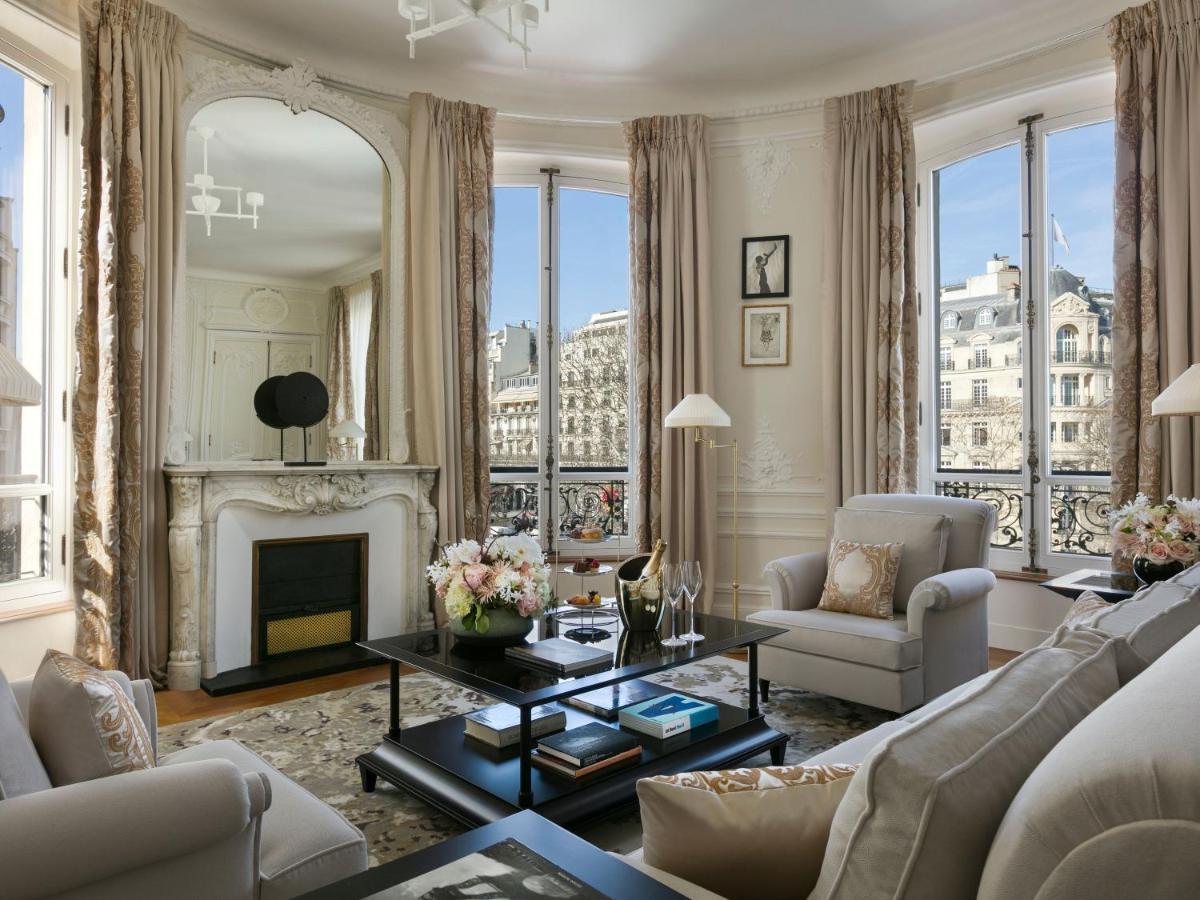 Barrière Fouquet's Hotel
