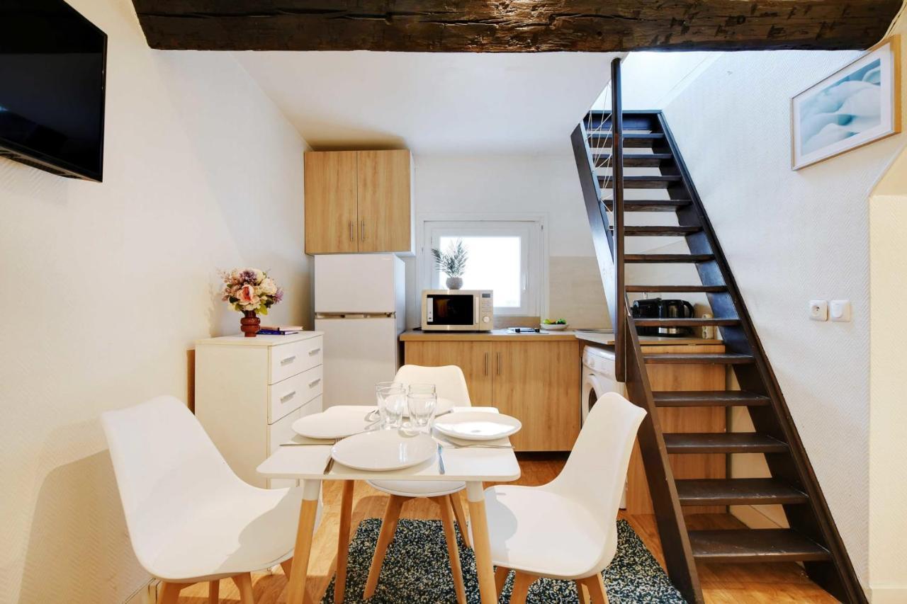 Apartment In The Heart Of The Marais Paris