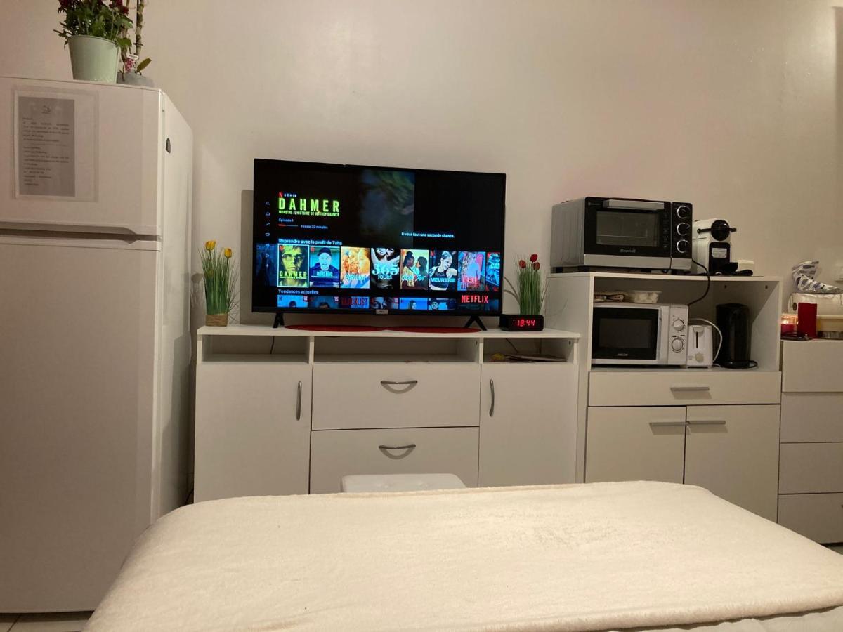 Studio Calme Et éclairé Proche De Nation C Appartamento