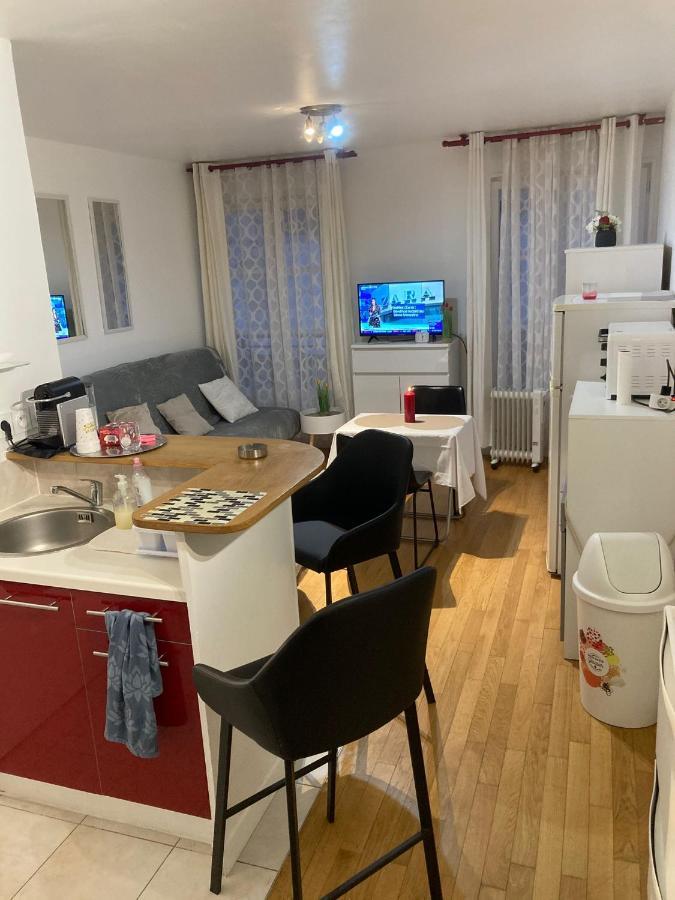 Studio Calme Et éclairé Proche De Nation A * Parigi