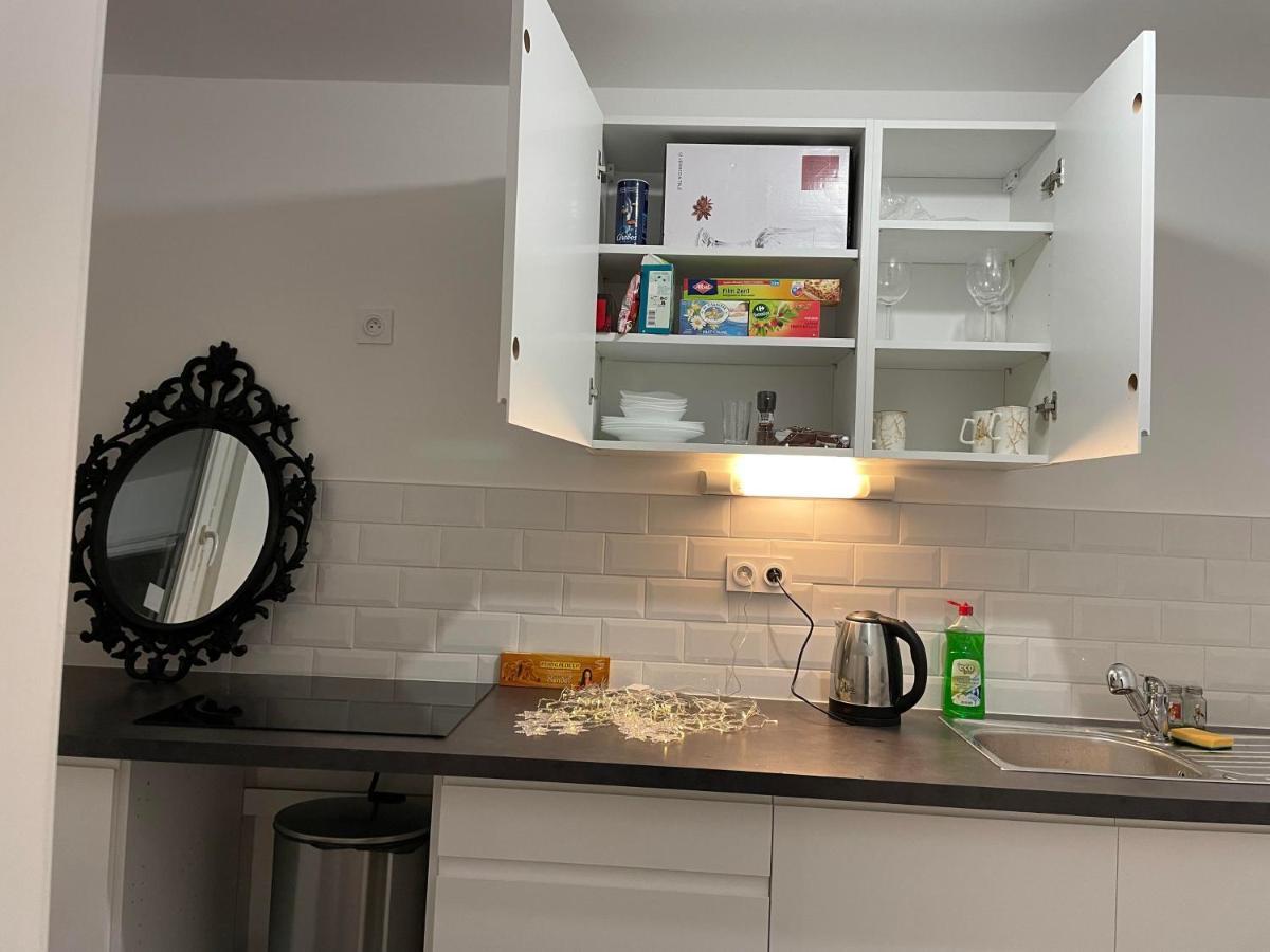 Apartment Netflix And Cosy Romantic