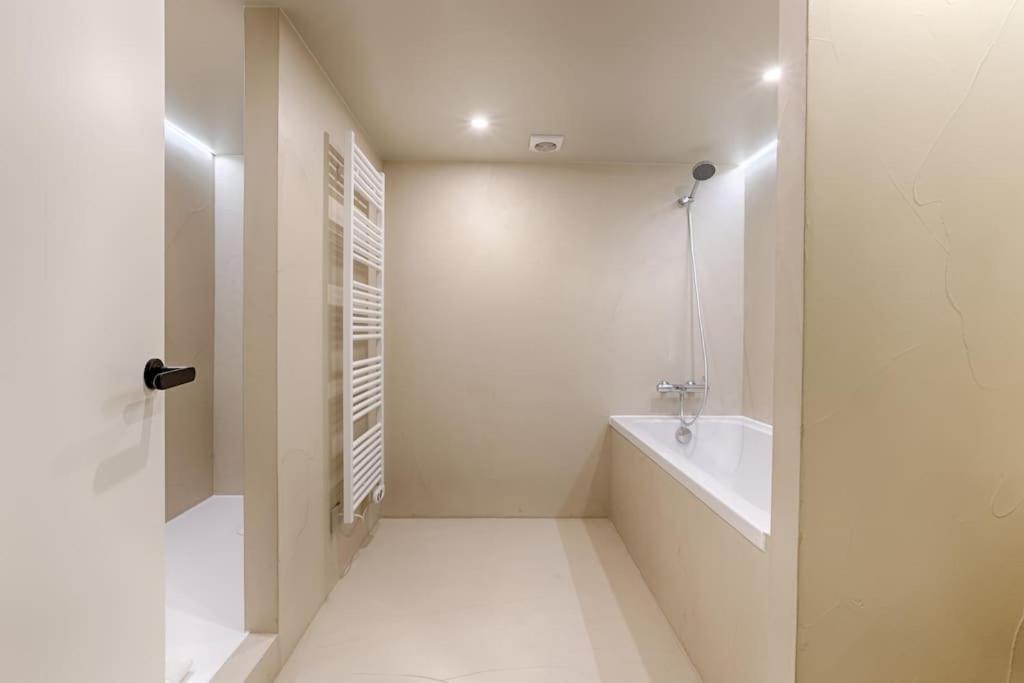 Mykeypers - Design & Luxury Duplex 2br/6p - Bastille/marais 4 Paris