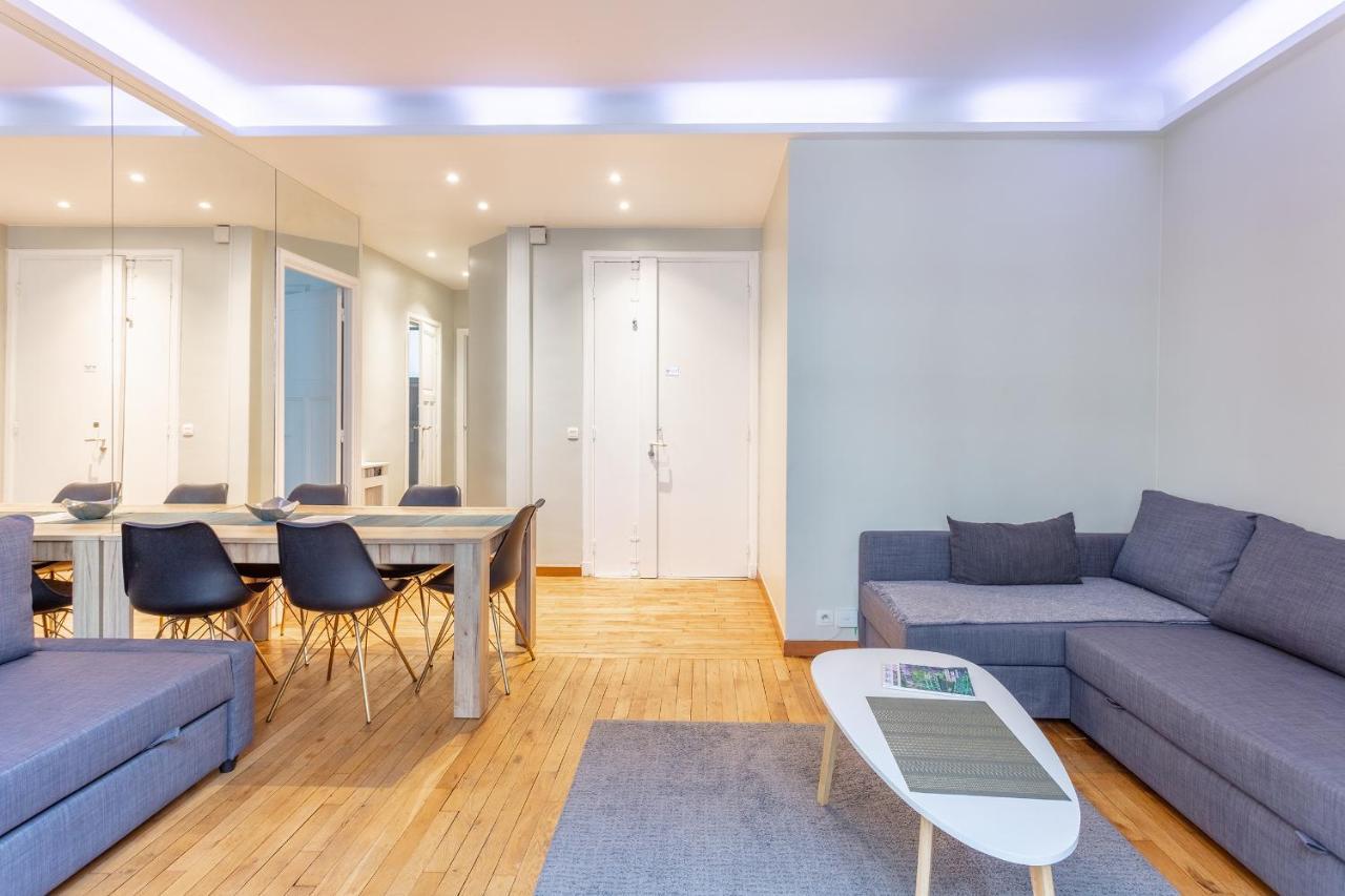 Apartment Place Du Trocadero Paris