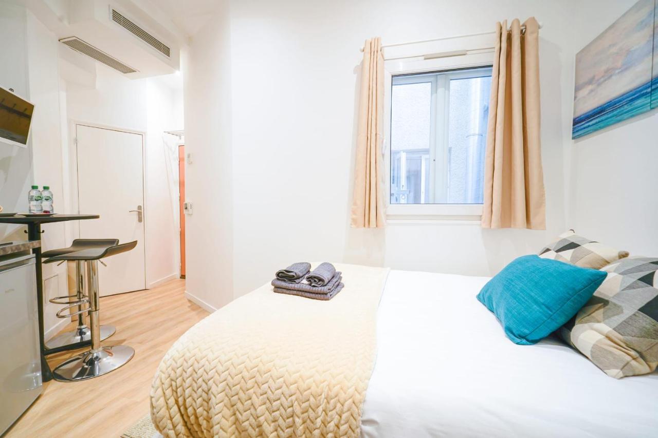 X Well Located Studio Fully Renovated In Center Appartamento Parigi