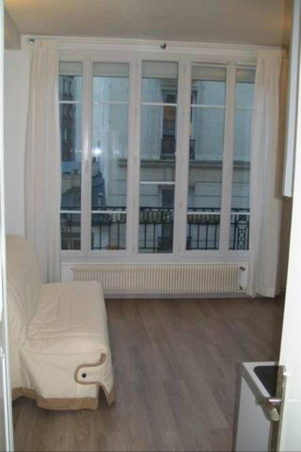 A 2 Pas De Montmartre Paris