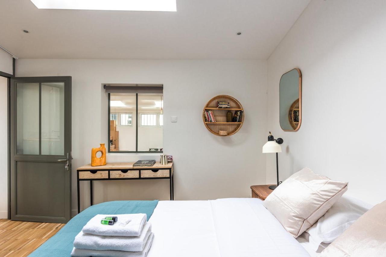 Outstanding Architect Loft - Canal St Martin * Parigi
