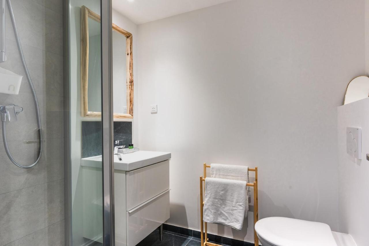 Outstanding Architect Loft - Canal St Martin Parigi