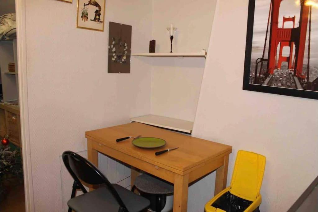Agreable Studio Au Coeur De 14 Eme Arrondissement * Parigi