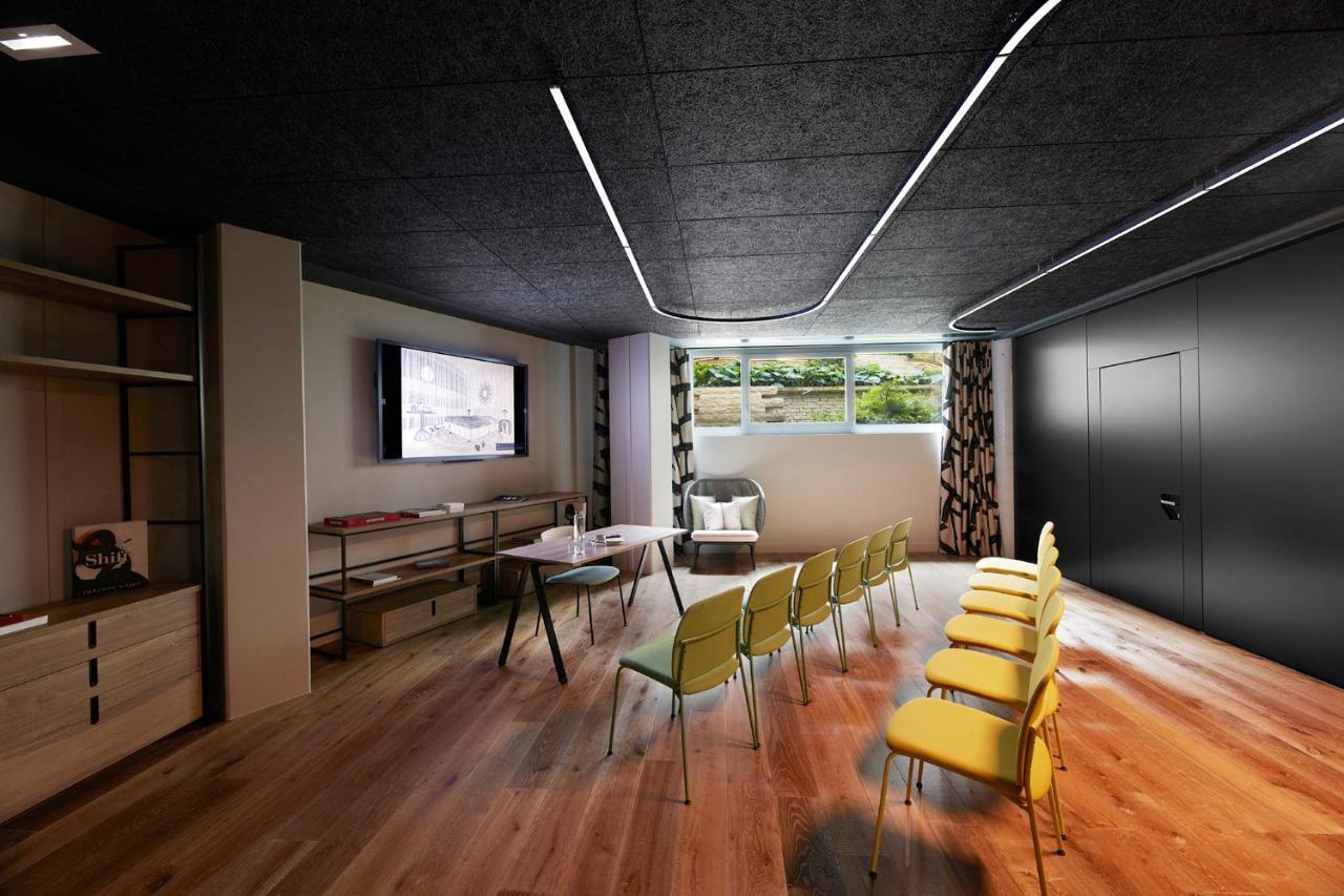 Hotel Drawing House