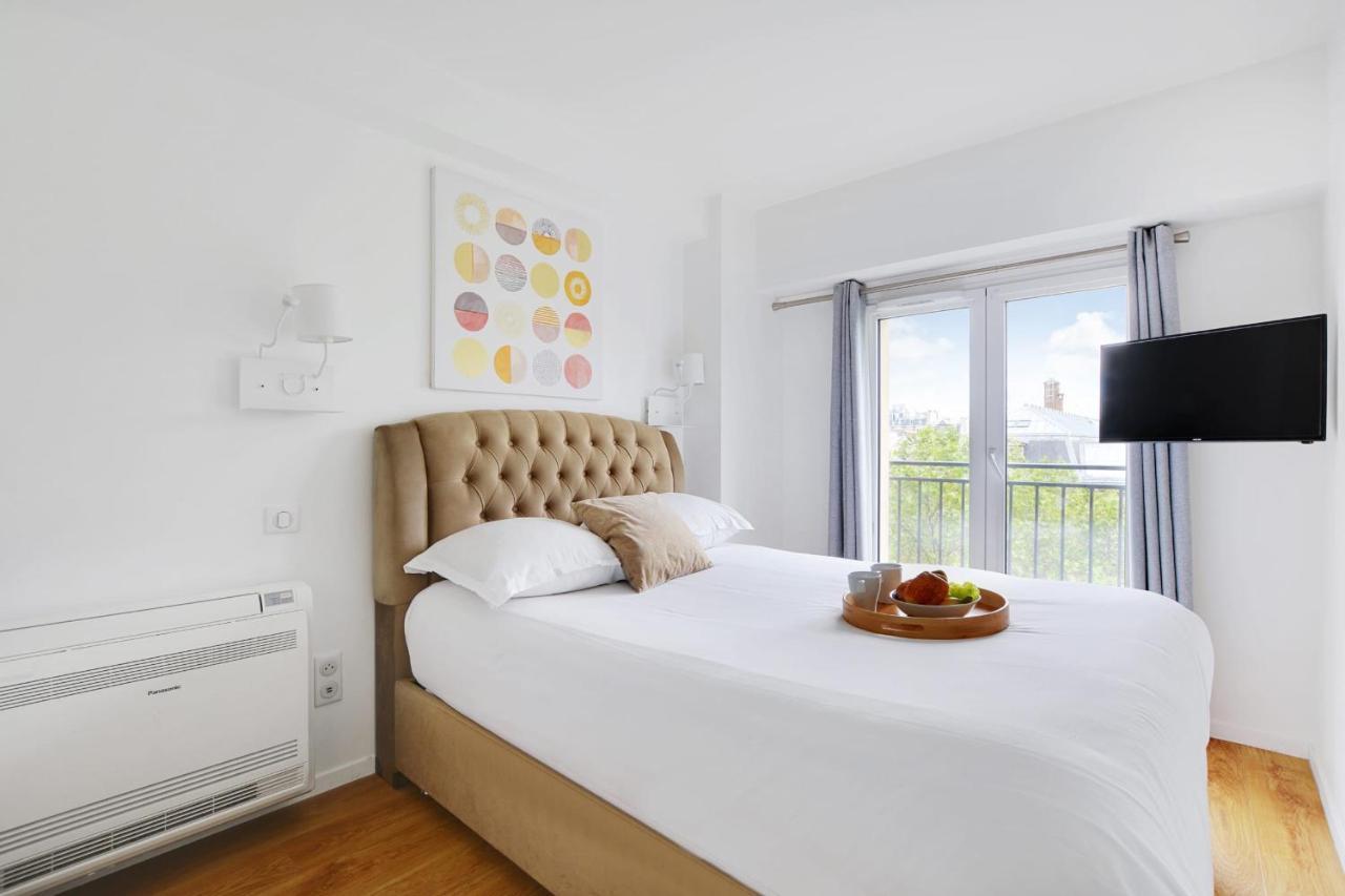 Exceptional Triplex With Terrace - Montmartre