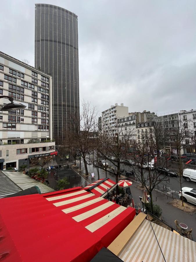 Hotel De La Tour Parigi