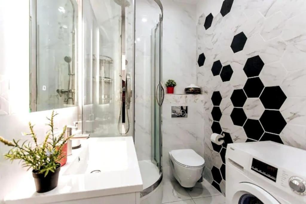 Elegant 120m2 3ch Quartier Romantique Centre * Parigi
