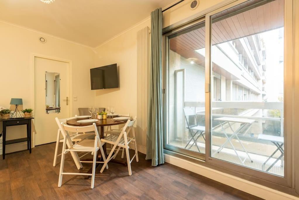 Proche Champs Elysees Apartment *