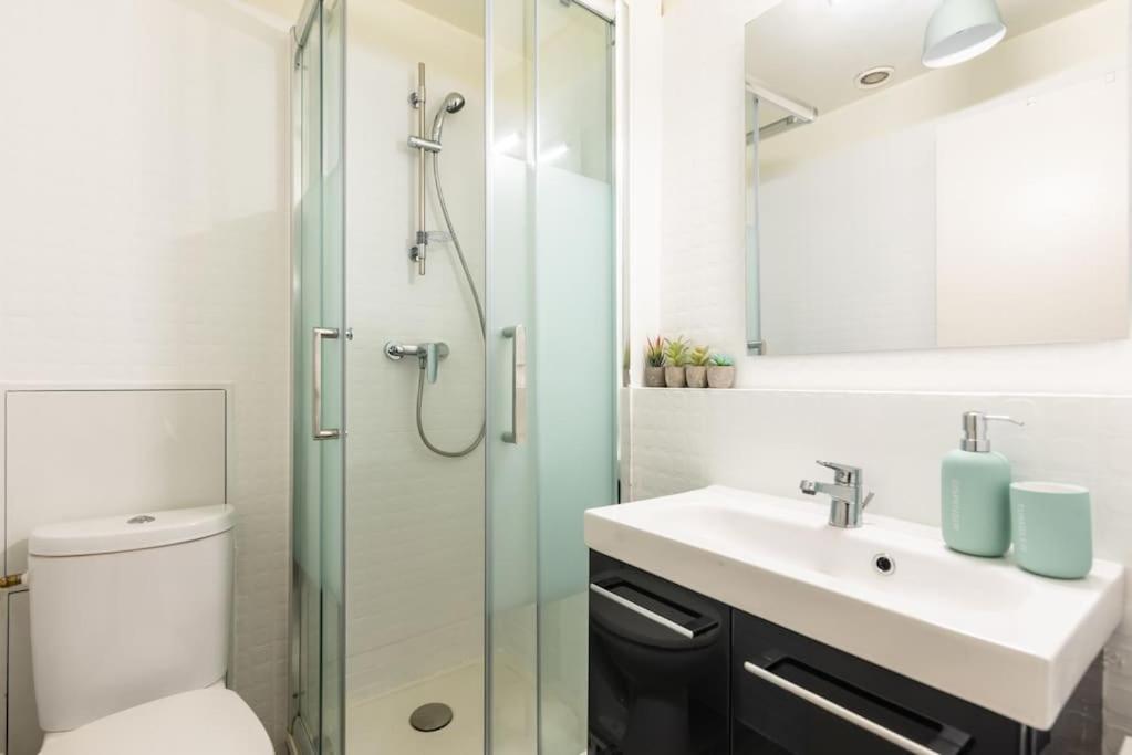 Proche Champs Elysees Apartment *