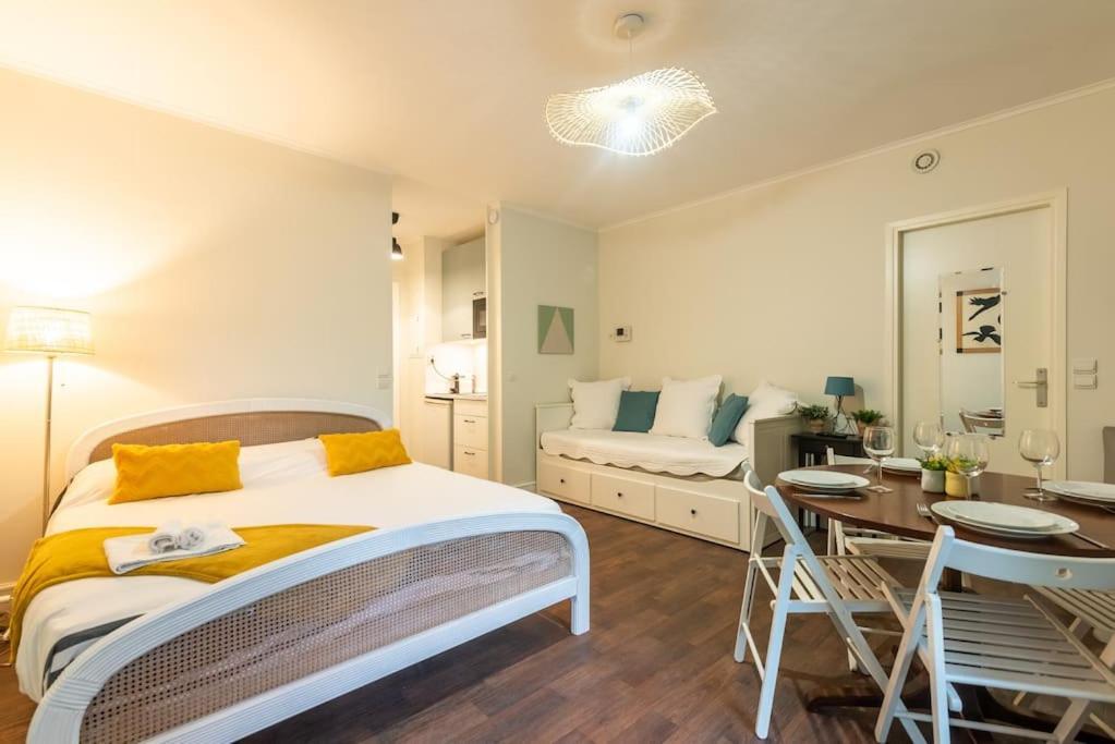 Apartment Proche Champs Elysees *