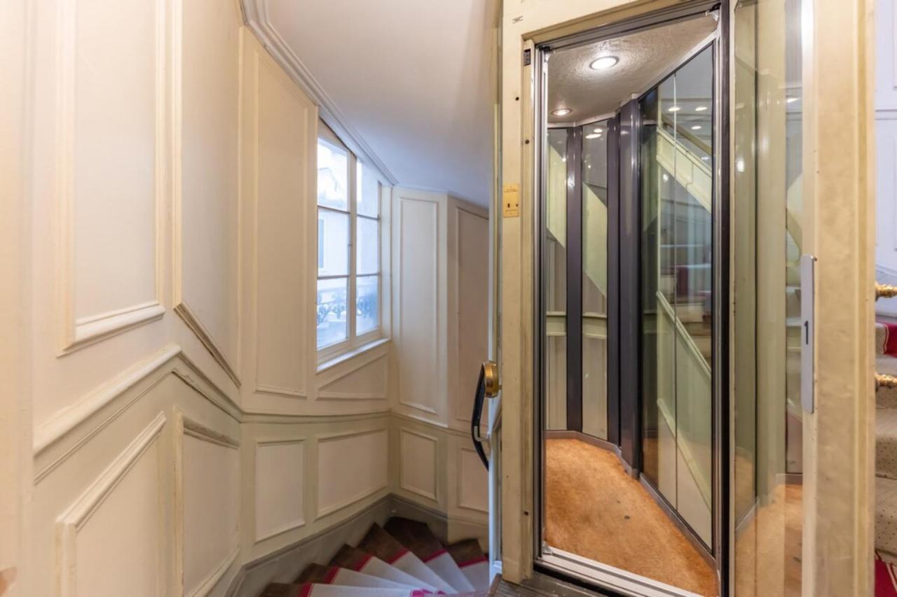 Modern - 1br-4p -arc De Triomphe Apartment Paris
