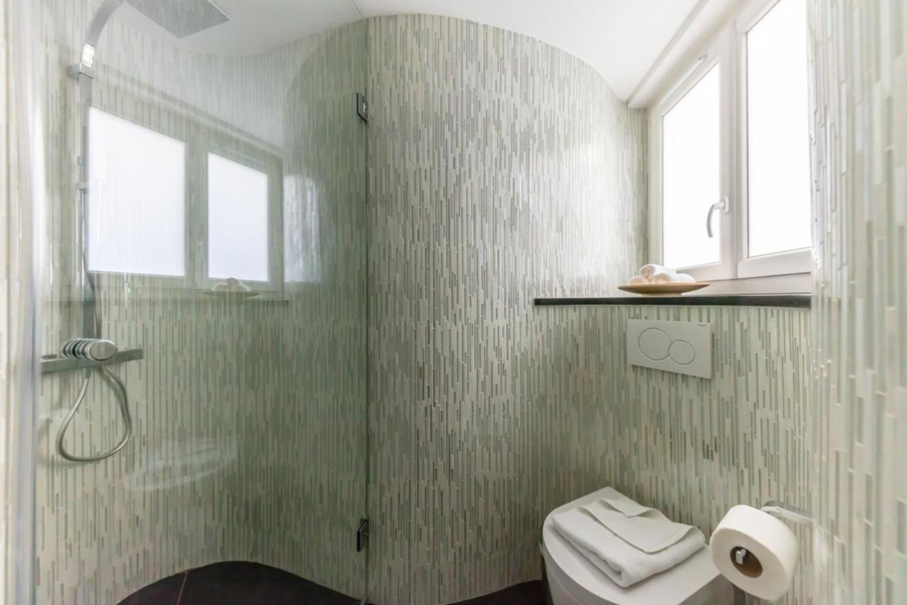 Modern - 1br-4p -arc De Triomphe Apartment *