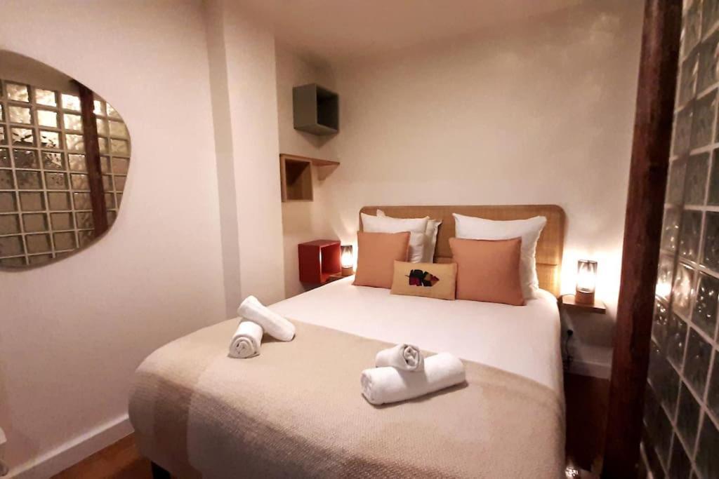Apartment Midnight In Montmartre