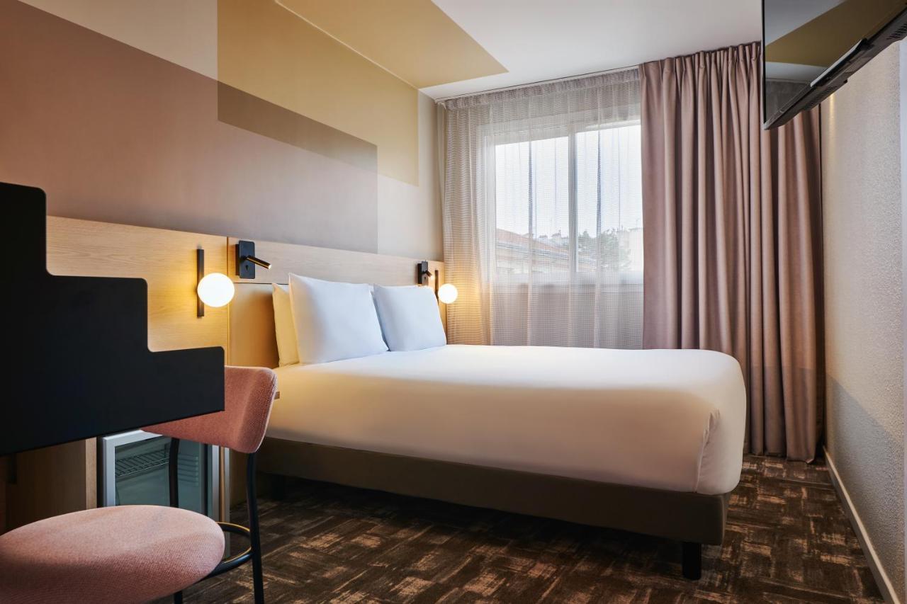 Mercure 15 Porte De Versailles Hotel Paris