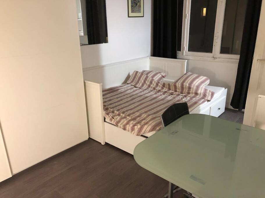 Beau Appartement,proche De Metro Parigi