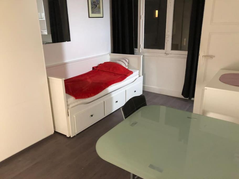 Beau Appartement,proche De Metro * Parigi