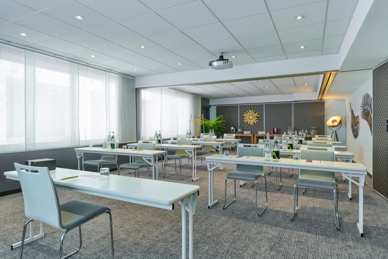 Mercure 15 Porte De Versailles Hotel 4*