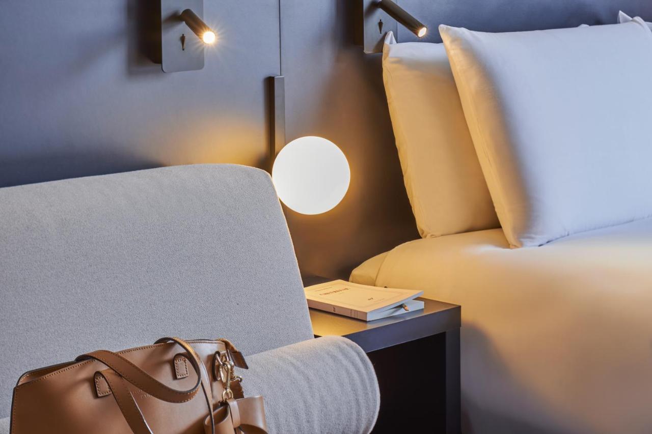 Mercure 15 Porte De Versailles 4*