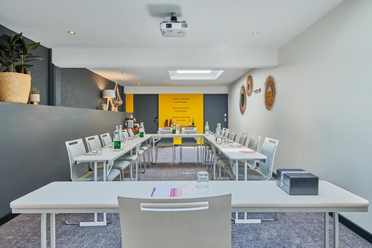 Mercure 15 Porte De Versailles Hotel