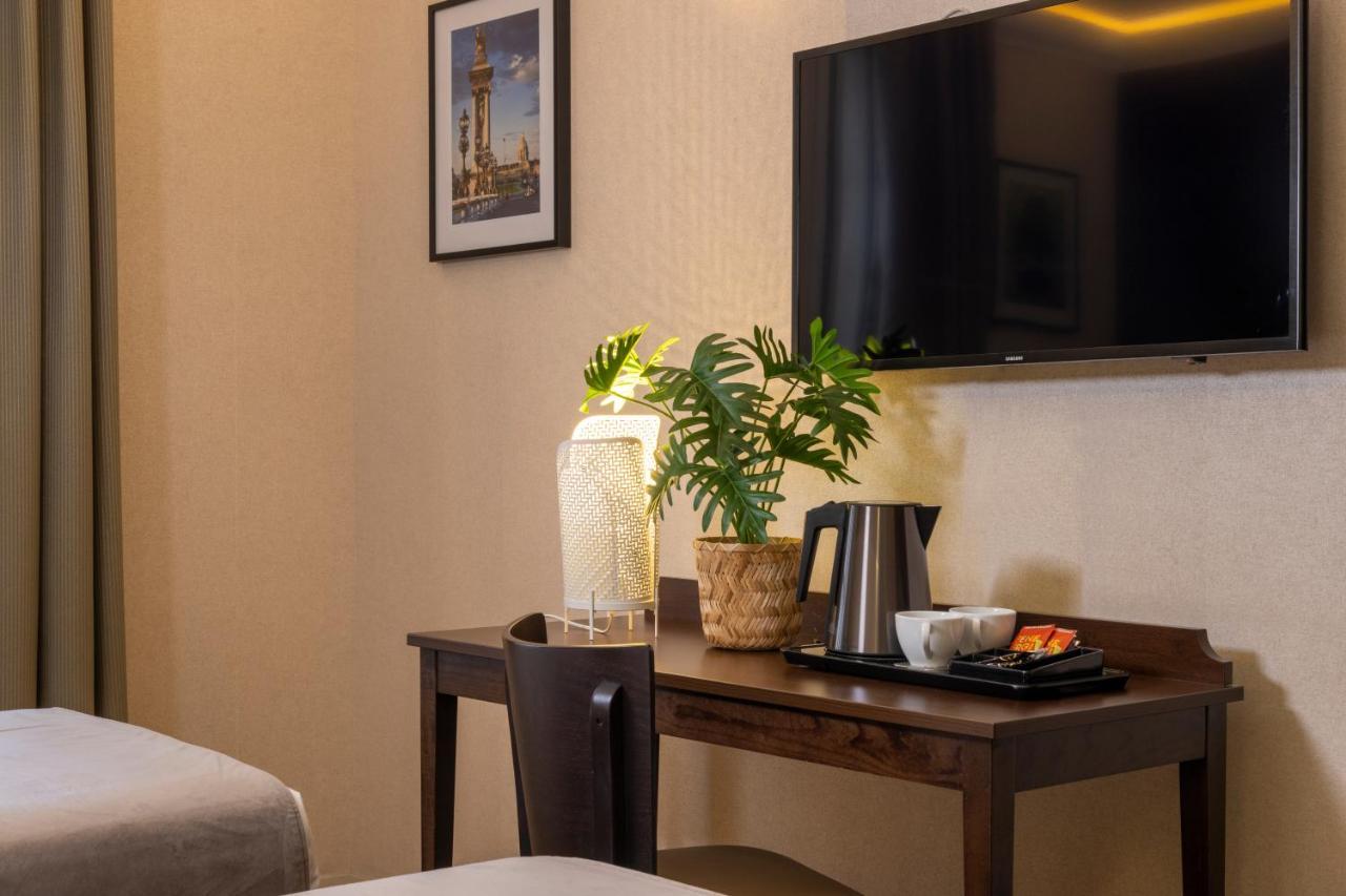 Nord Est Hotel Parigi