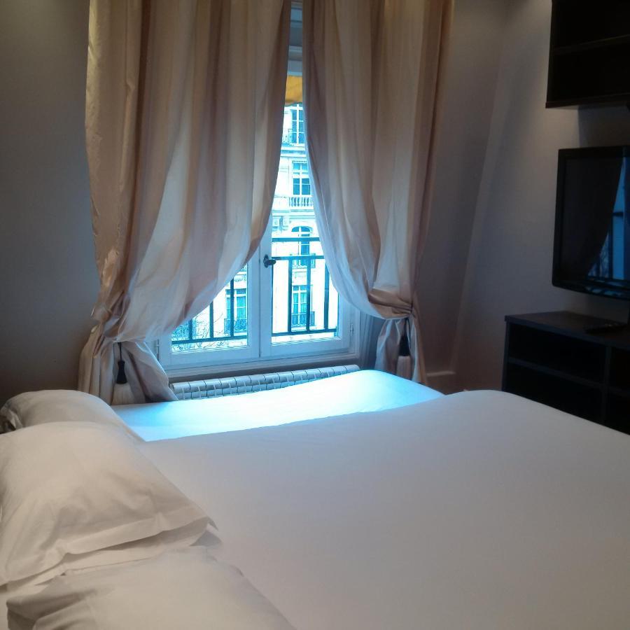 Bridgestreet Champs-elysees Apartment *