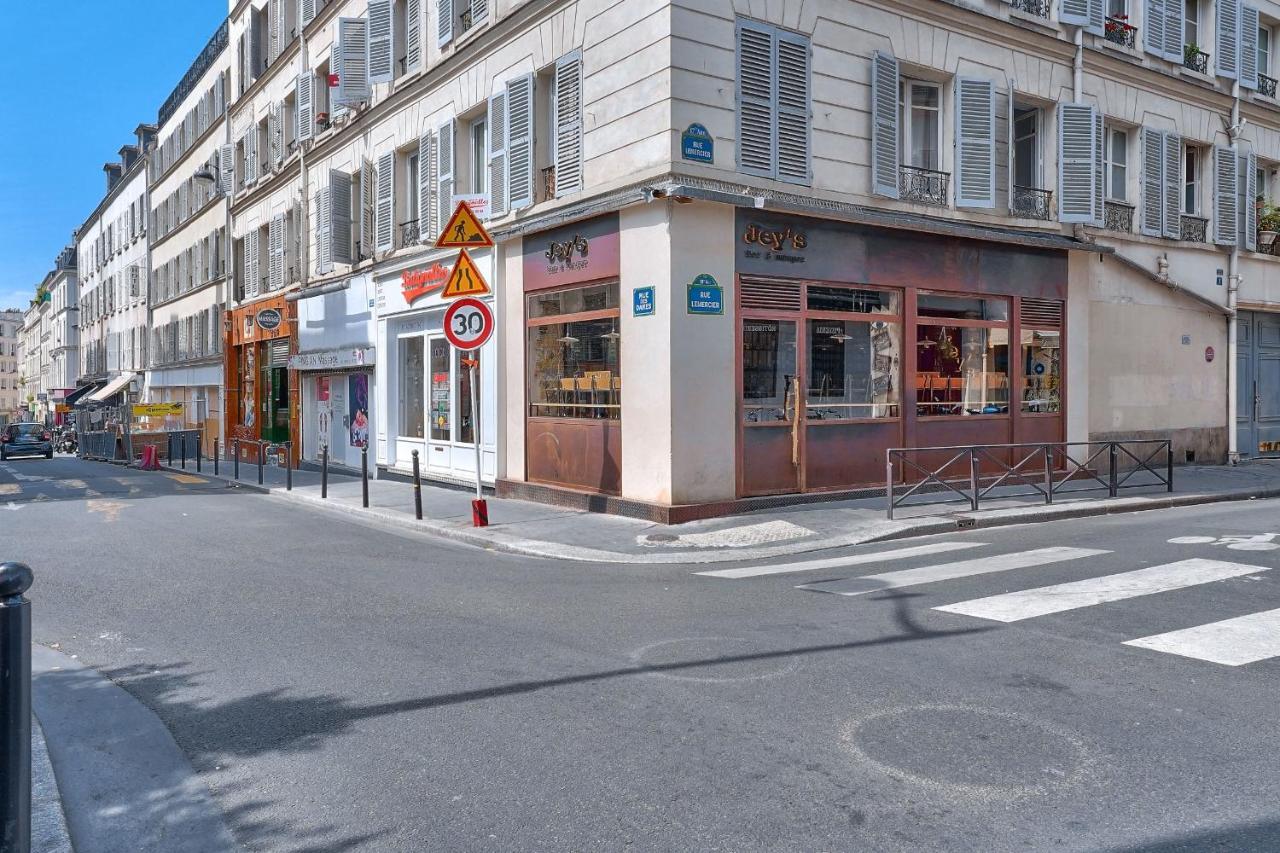 Bright In The Heart Of Batignolles Parigi