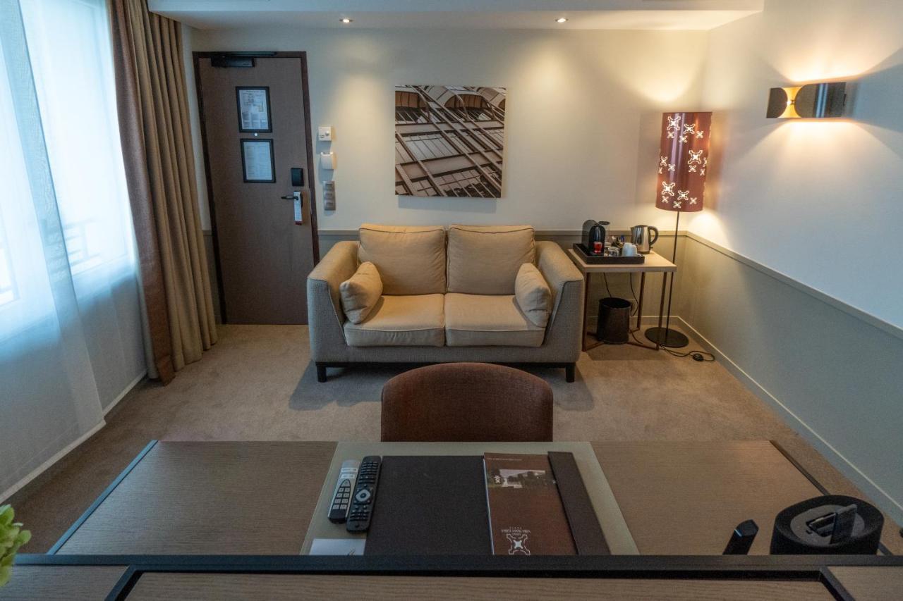 Hotel Saxe Eiffel 4*