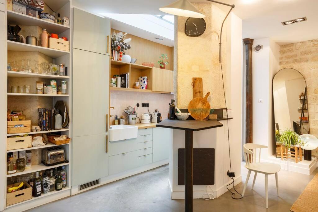 Apartment Atelier Loft South Pigalle Montmartre Paris