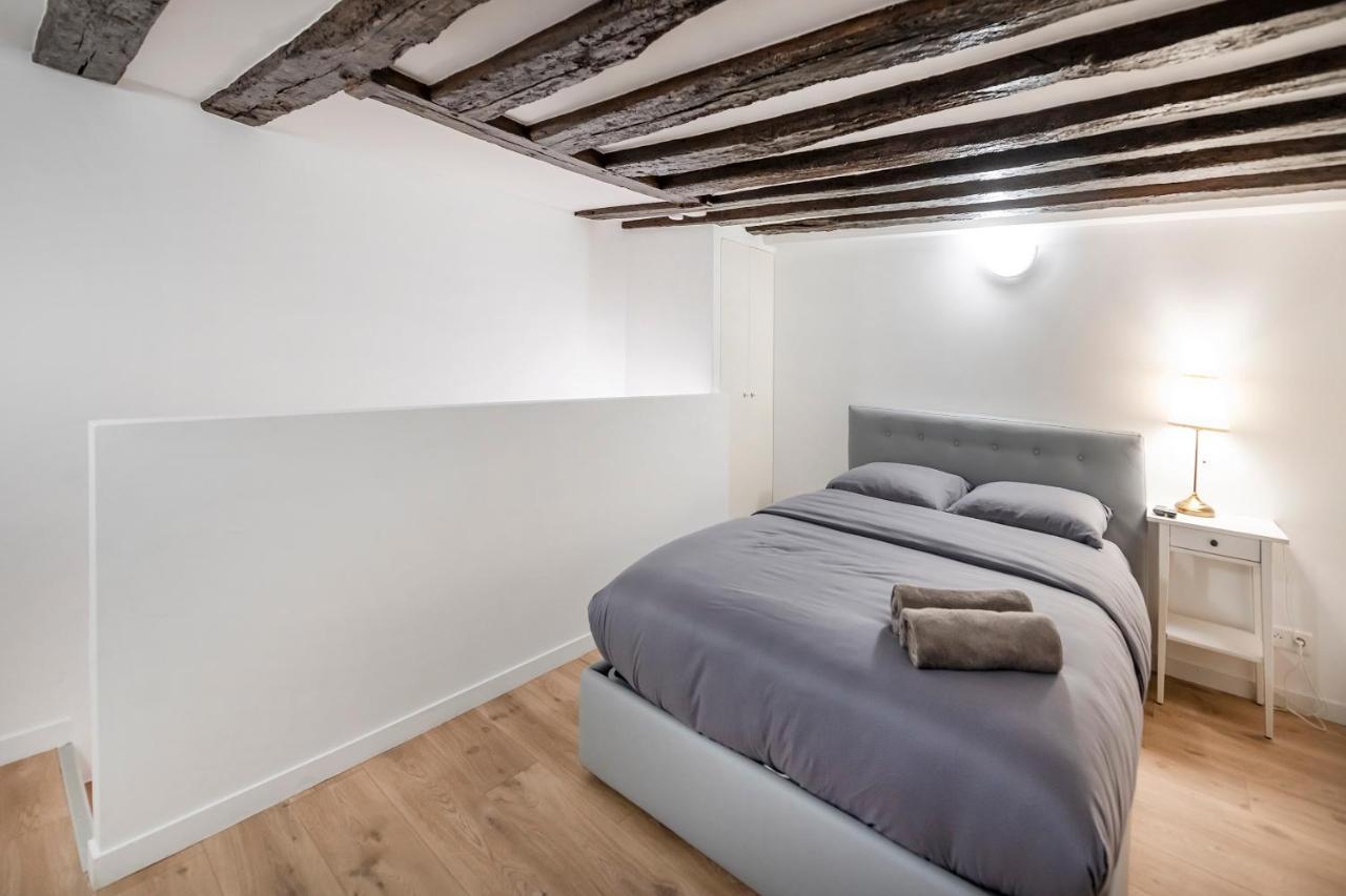 Place Pantheon Apartment Paris