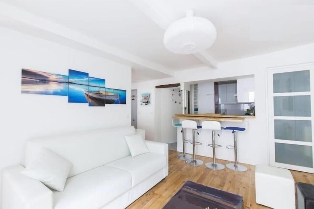 Apartment High Standing 2-room In Latin Quarter *