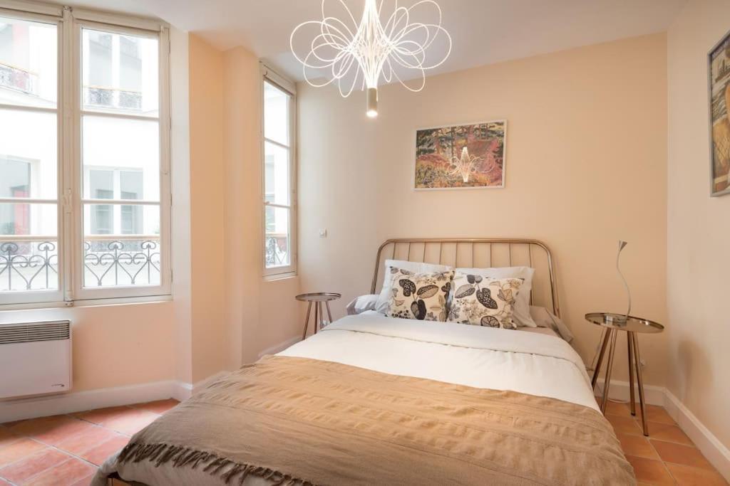 Cosy & Premium Near The Louvre & Quartier Latin Paris