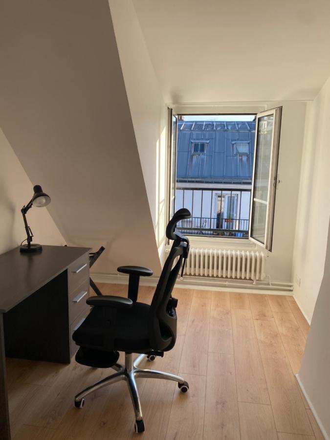 Upscale 80m2 2 Bedroom Near Champs Elysees Apartment Paris