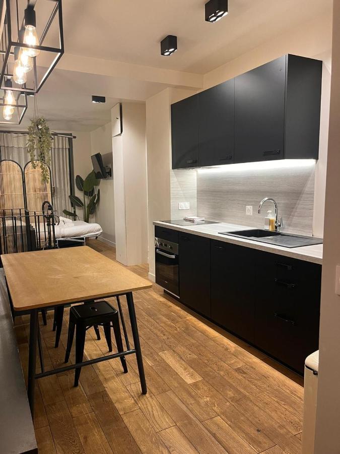 Appartamento Sejour Romantique Avec Bain A Remous A 9 -p6 Parigi