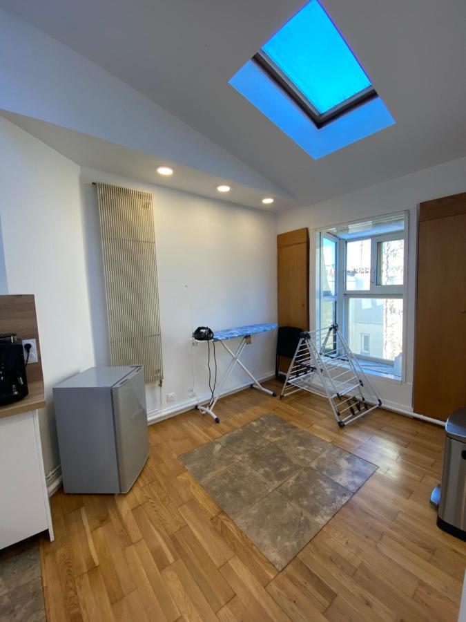 Apartment Upscale 80m2 2 Bedroom Near Champs Elysees *